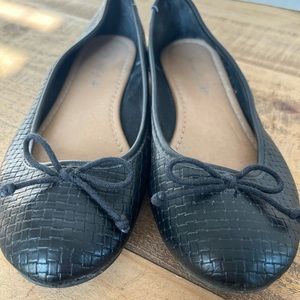American Eagle women’s size 7 ballet flats black leather